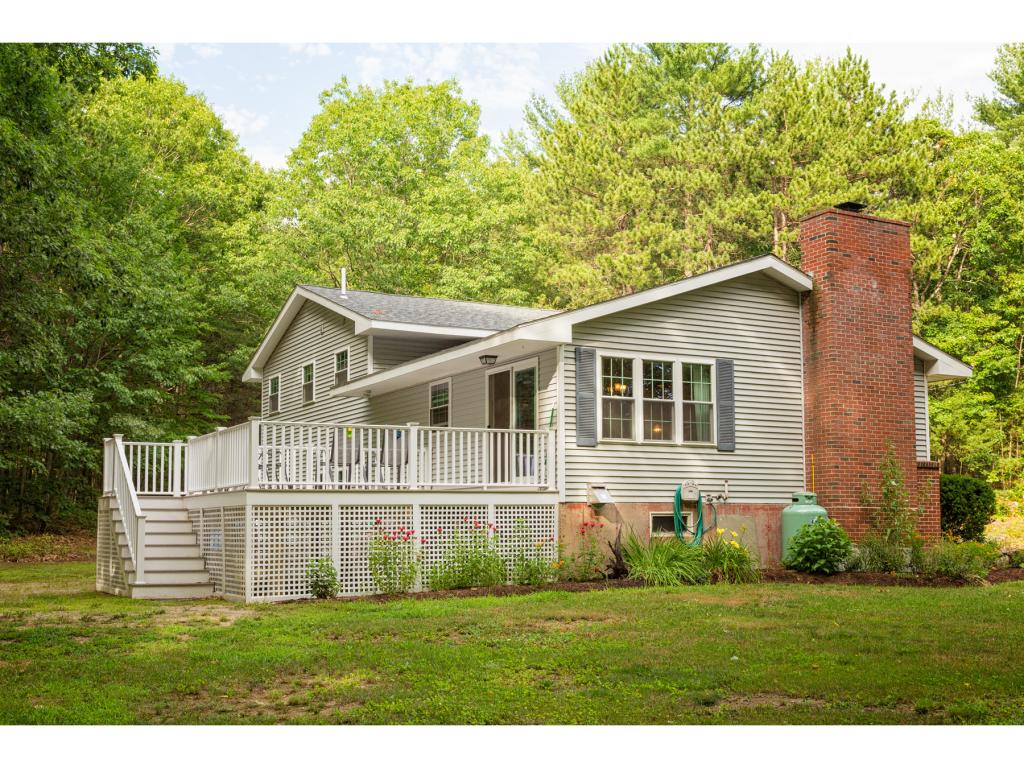 44 Goodwins Way Rochester, NH 03867 - Photo 3 of 32