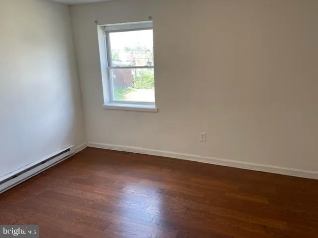 $900 | 3532 Kensington Avenue, Unit 2R, Philadelphia, PA 19134