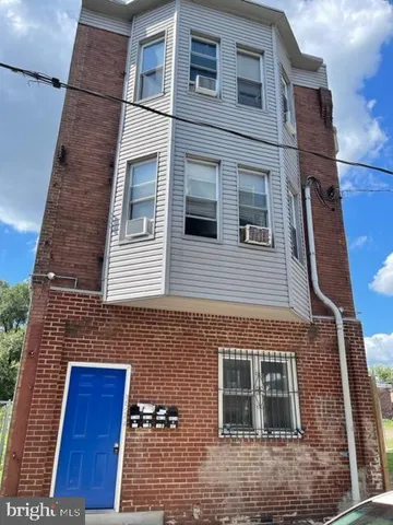 $900 | 3532 Kensington Avenue, Unit 2R, Philadelphia, PA 19134
