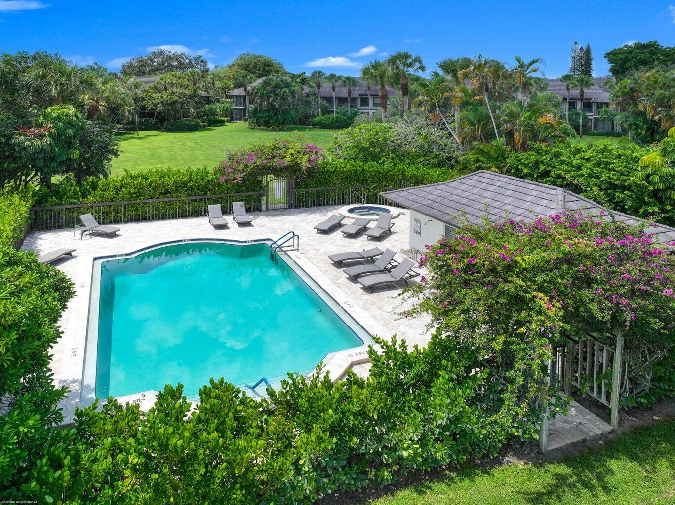 13329 Polo Club Road, Unit 104 Wellington, FL 33414 - Photo 22 of 26 Pool