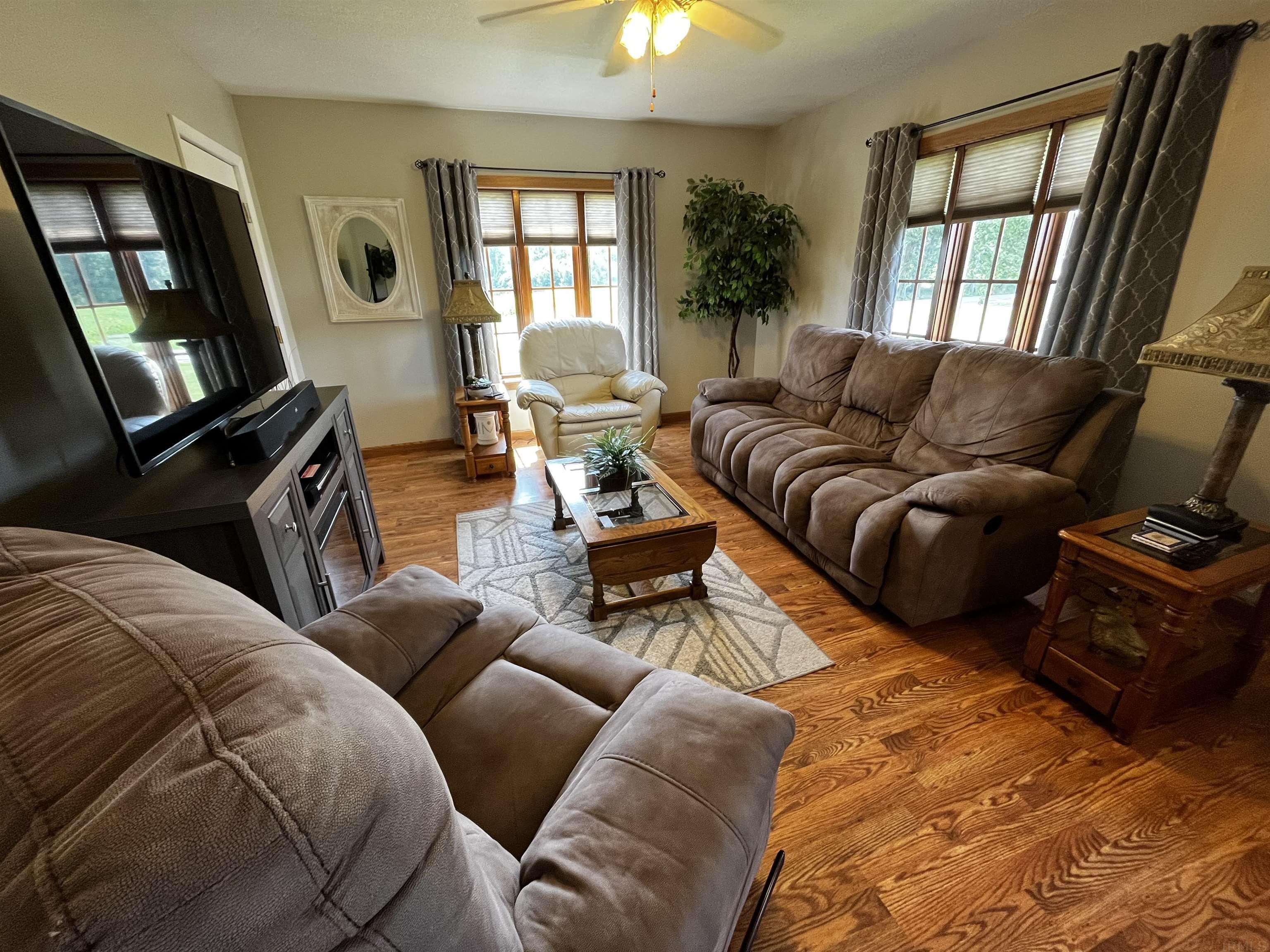 10064 North Meeks Road Oaktown, IN 47561 - Photo 27 of 36 Gallery Image 27