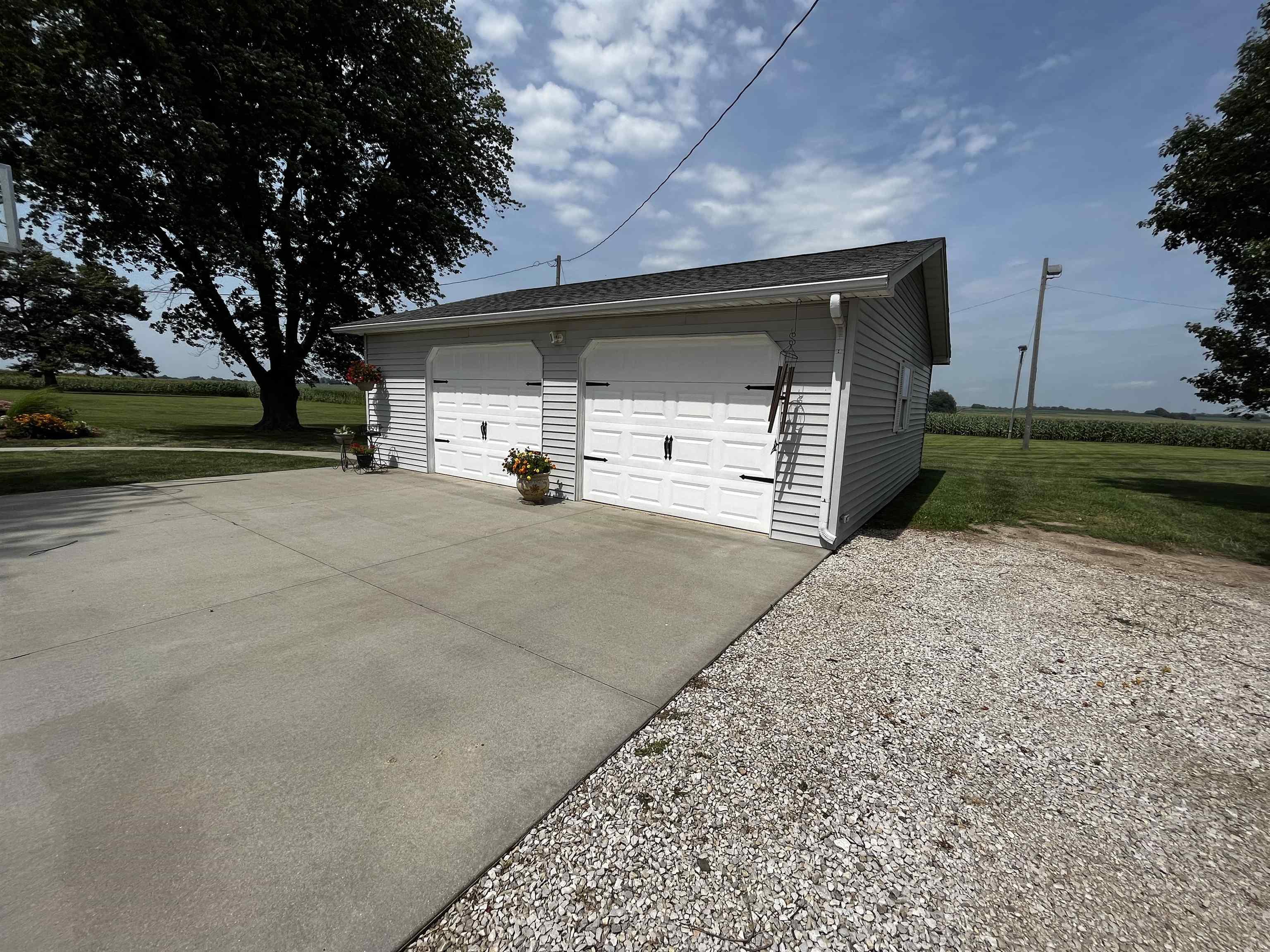10064 North Meeks Road Oaktown, IN 47561 - Photo 10 of 36 Gallery Image 10