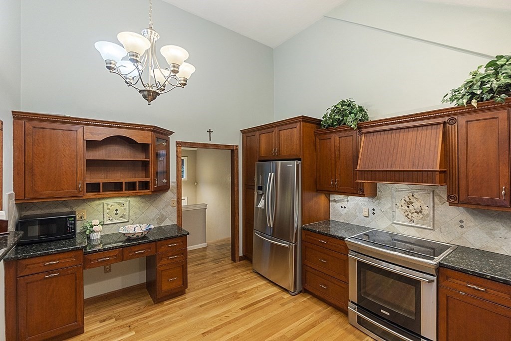 78 Fitzpatrick Road Grafton, MA 01519 - Photo 13 of 41