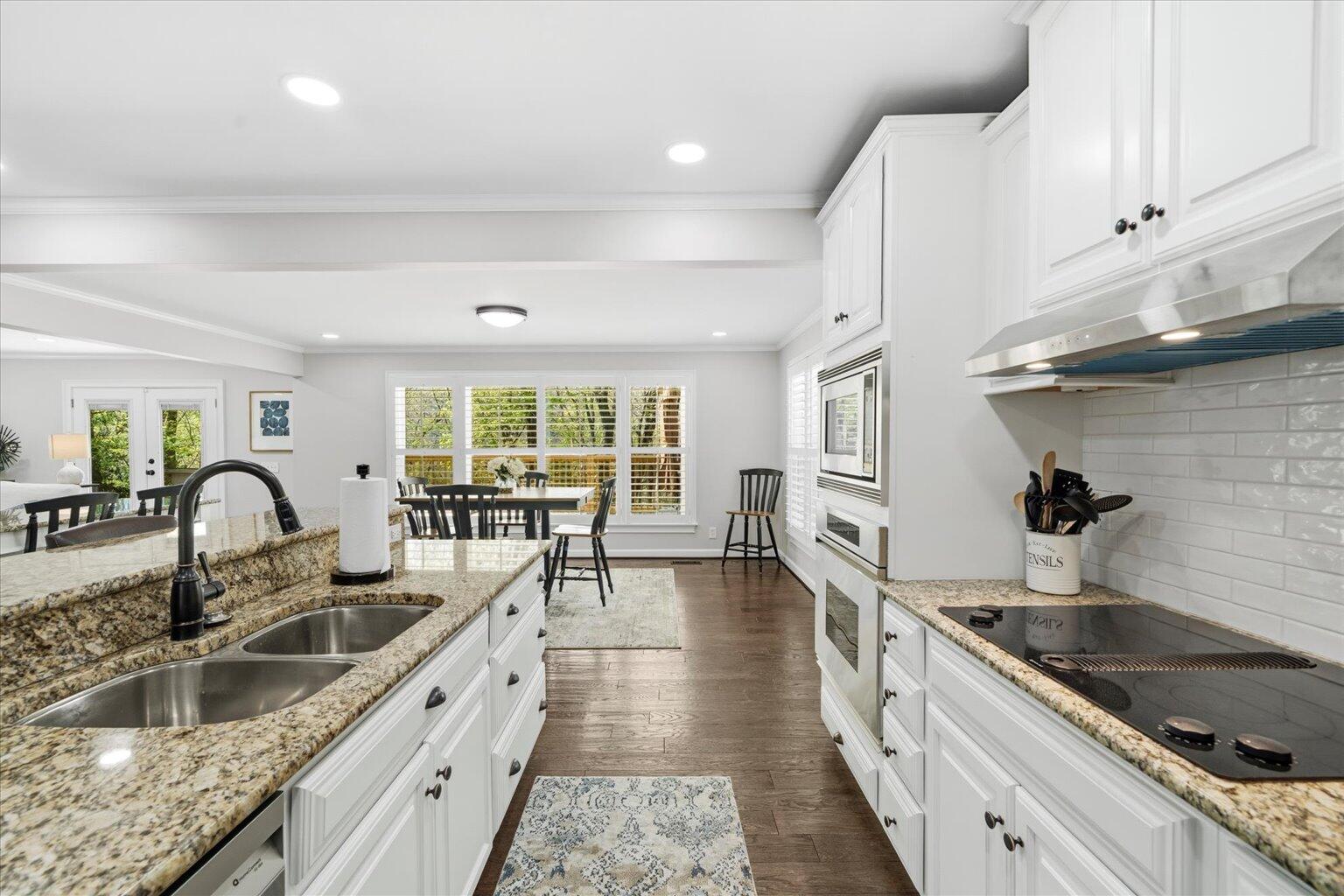 130 Castle Road Dalton, GA 30720 - Photo 15 of 70 15-DSC04055