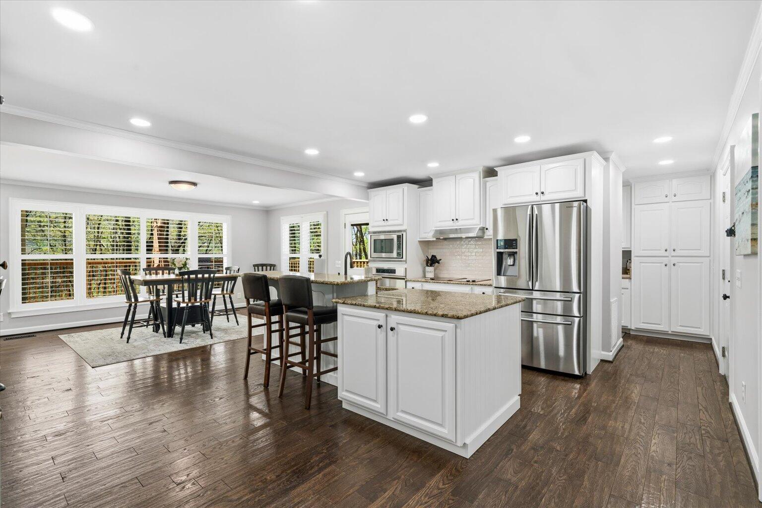 130 Castle Road Dalton, GA 30720 - Photo 10 of 70 10-DSC04035