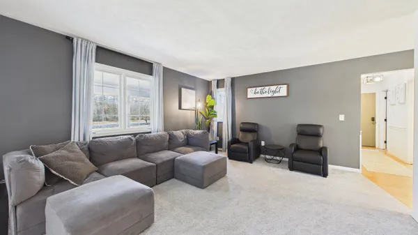 $559,900 | 10345 Red Oak Ridge, Howard City, MI 49329