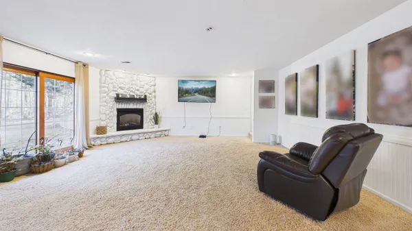 $559,900 | 10345 Red Oak Ridge, Howard City, MI 49329