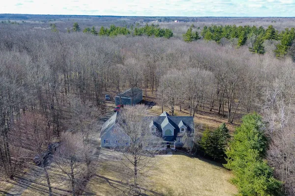 $569,900 | 10345 Red Oak Ridge, Howard City, MI 49329