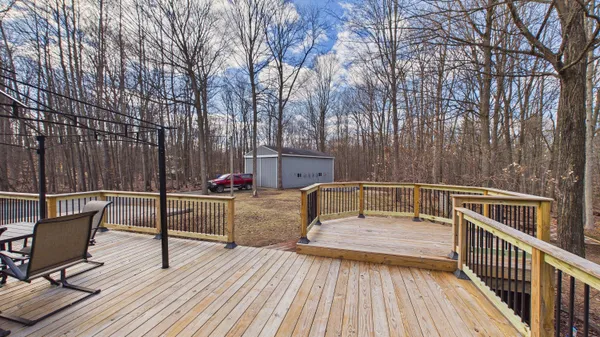 $569,900 | 10345 Red Oak Ridge, Howard City, MI 49329