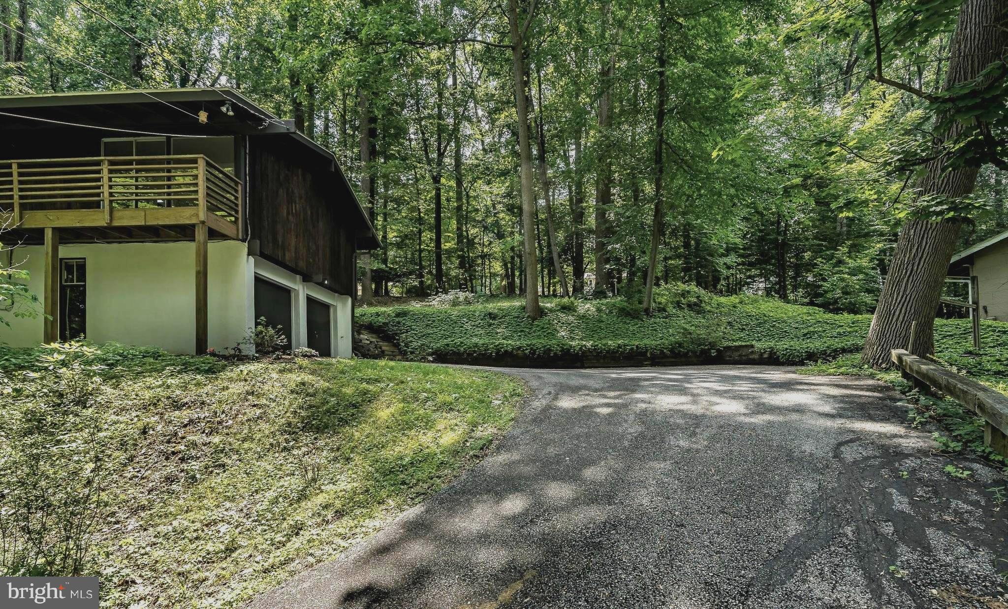 809 Old State Road Berwyn, PA 19312 - Photo 2 of 49 Enjoy the view