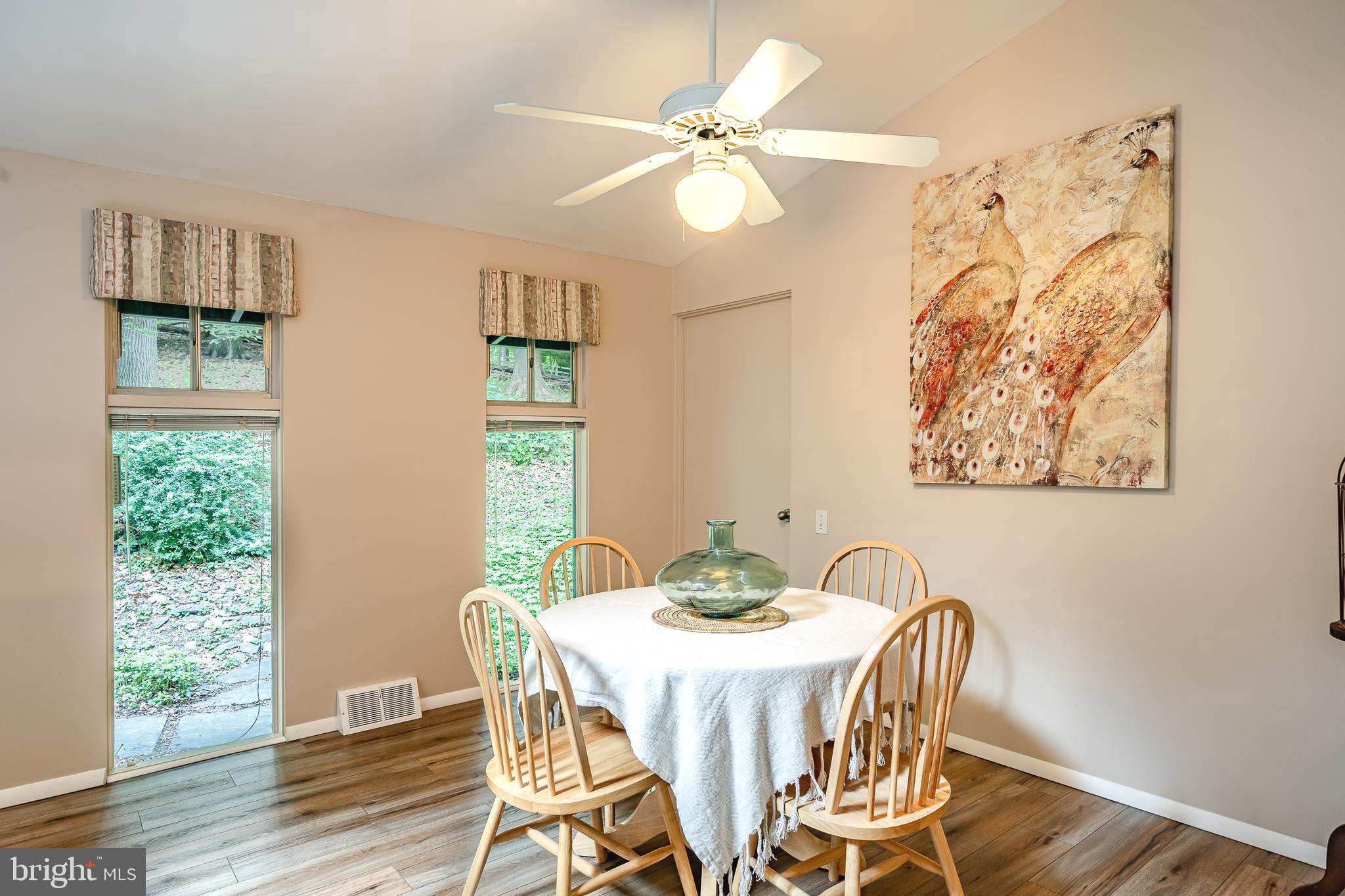 809 Old State Road Berwyn, PA 19312 - Photo 24 of 49 Breakfast area