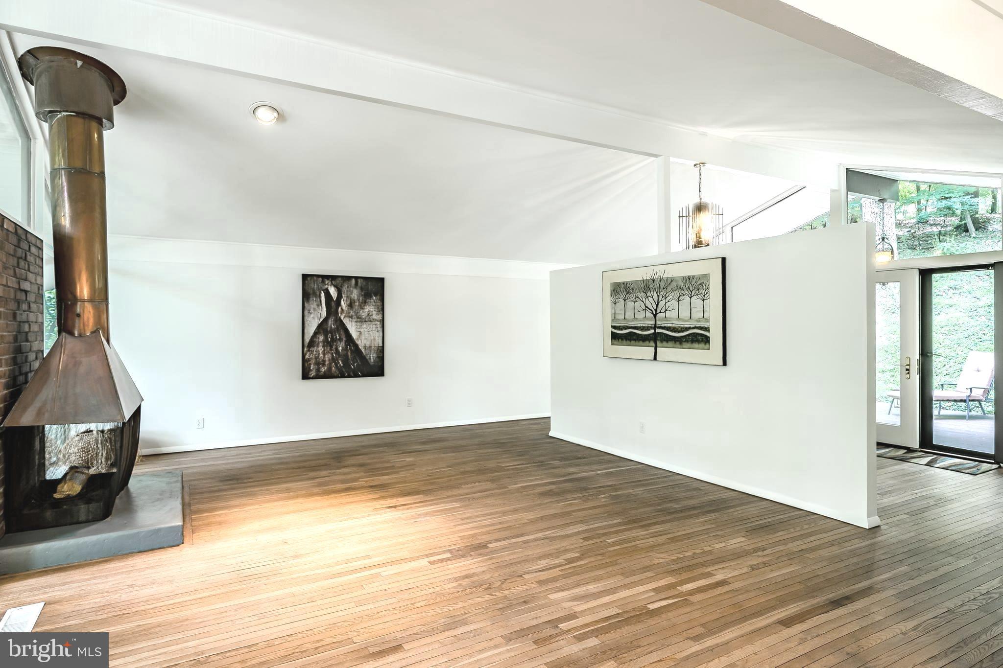 809 Old State Road Berwyn, PA 19312 - Photo 9 of 49 Hardwood floors