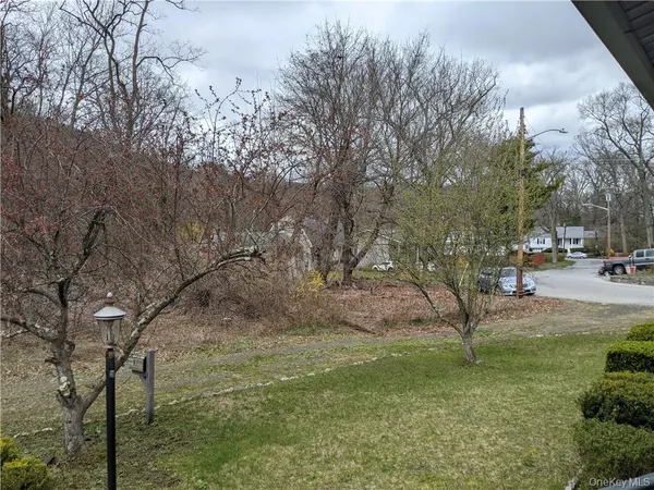 a view of outdoor space with green space