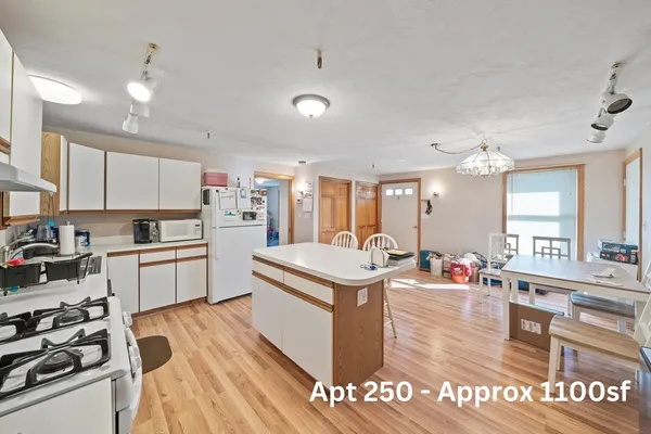 $4,000,000 | 172 Washington Street, Pembroke, MA 02359