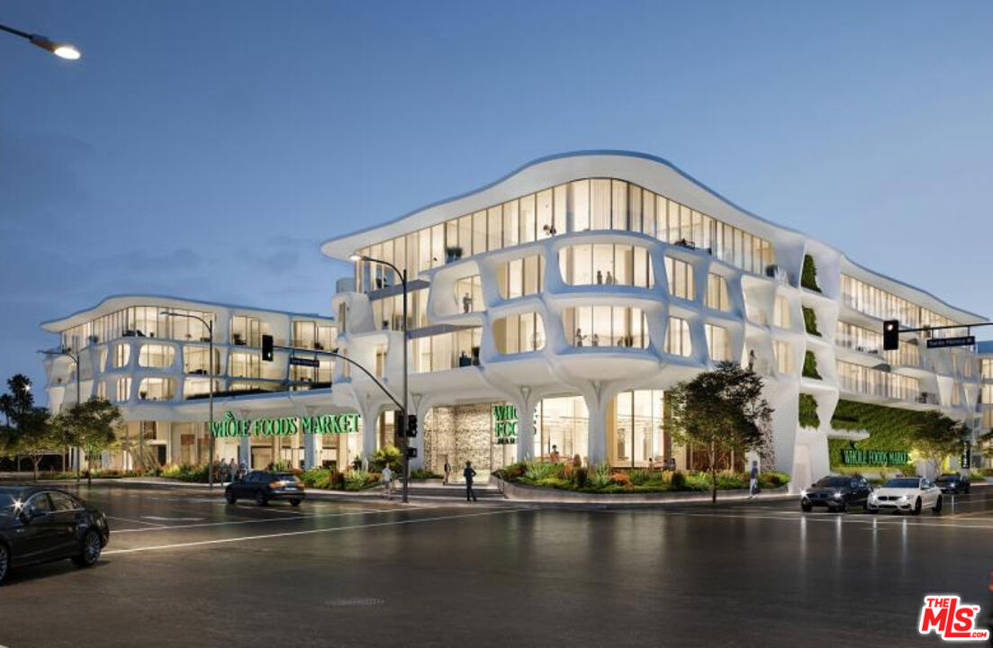 1747 South Barrington Avenue, Unit 103 Los Angeles, CA 90025 - Photo 45 of 45 a view of a building with a fountain