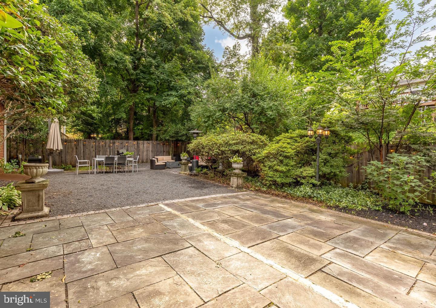 5910 Greentree Road Bethesda, MD 20817 - Photo 16 of 37 Gallery Image 16