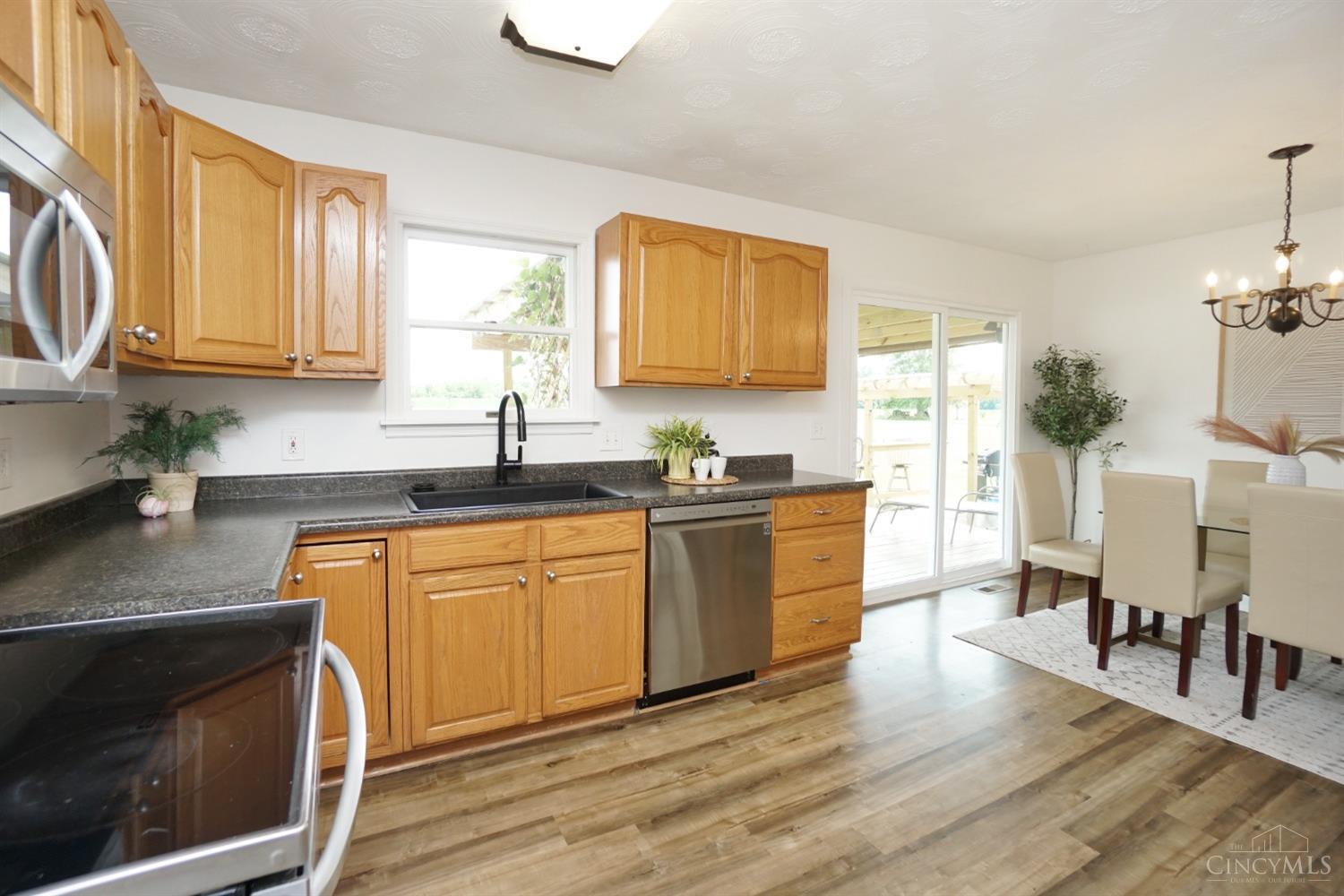 7297 Fairground Road Blanchester, OH 45107 - Photo 13 of 48 Gallery Image 13