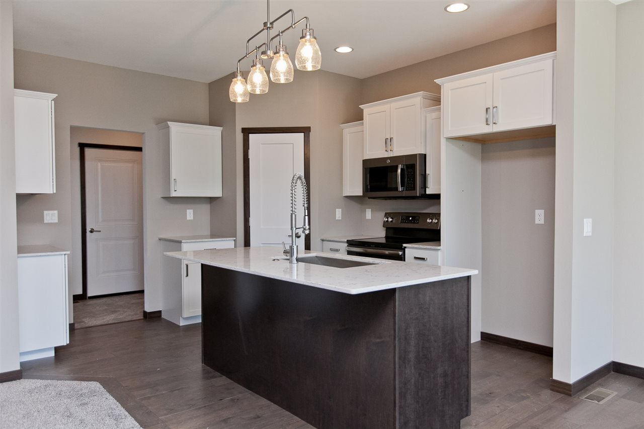 411 Main Street South Center Point, IA 52213 - Photo 11 of 37 Gallery Image 11