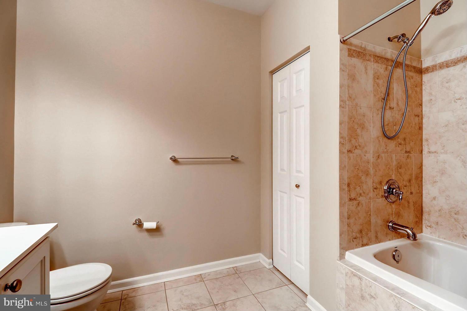 204 Secretariat Drive, Unit R Havre de Grace, MD 21078 - Photo 18 of 28 Bath (Master)