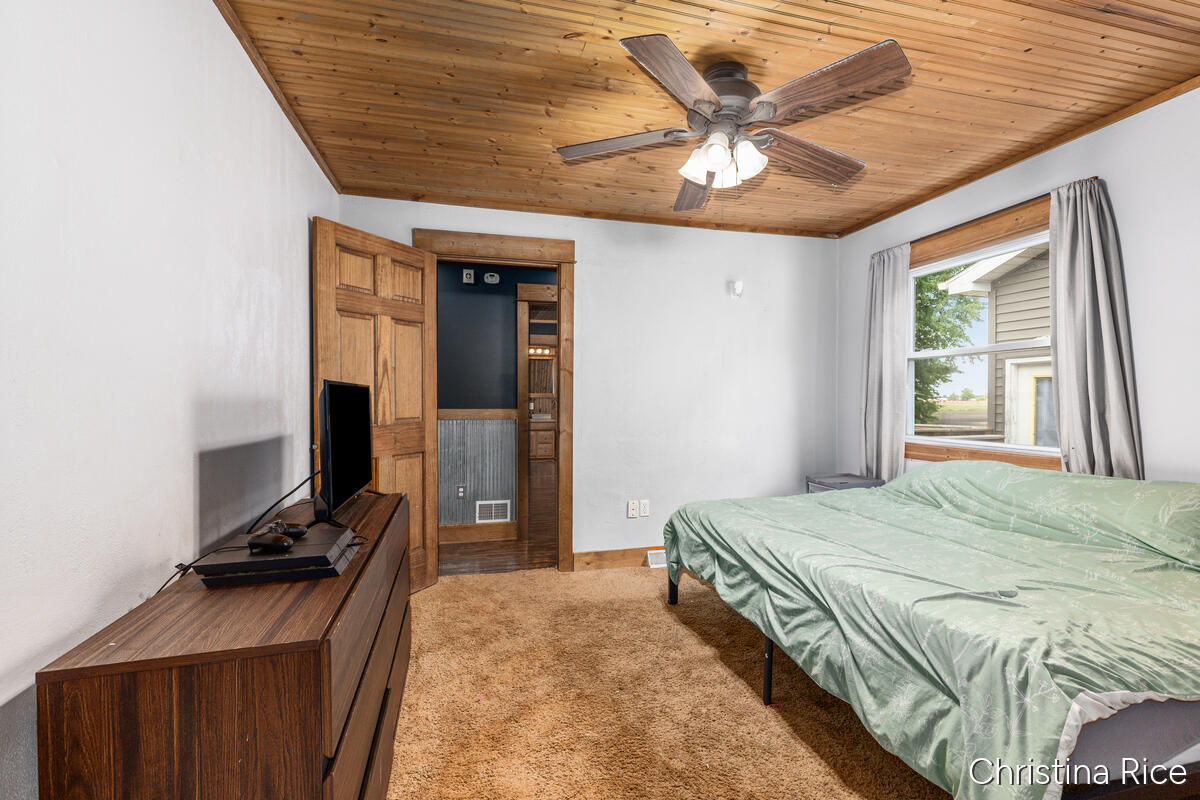 5810 West Sidney Road Sidney, MI 48885 - Photo 20 of 32 5810-West-Sidney_019