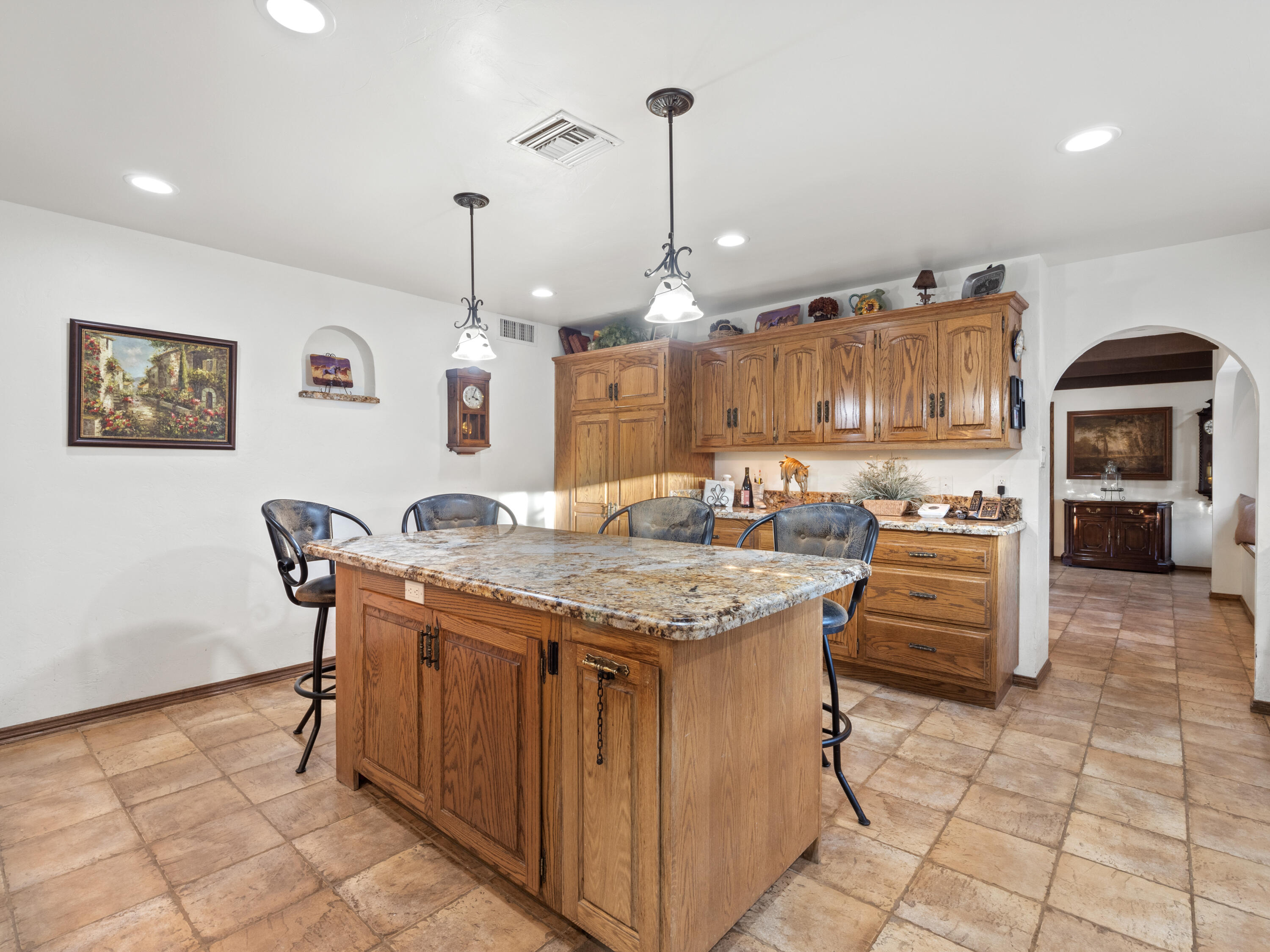 33149 Barber Road Agua Dulce, CA 91390 - Photo 6 of 67 P5199307