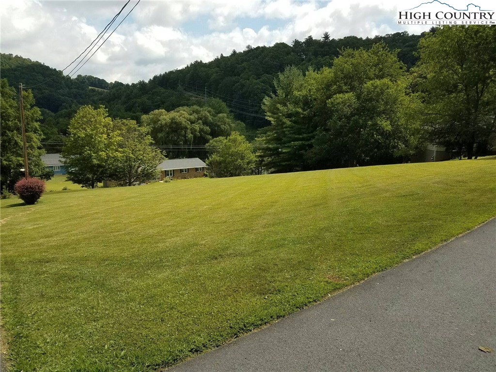 Timberlane Extension Boone, NC 28607 - Photo 1 of 4