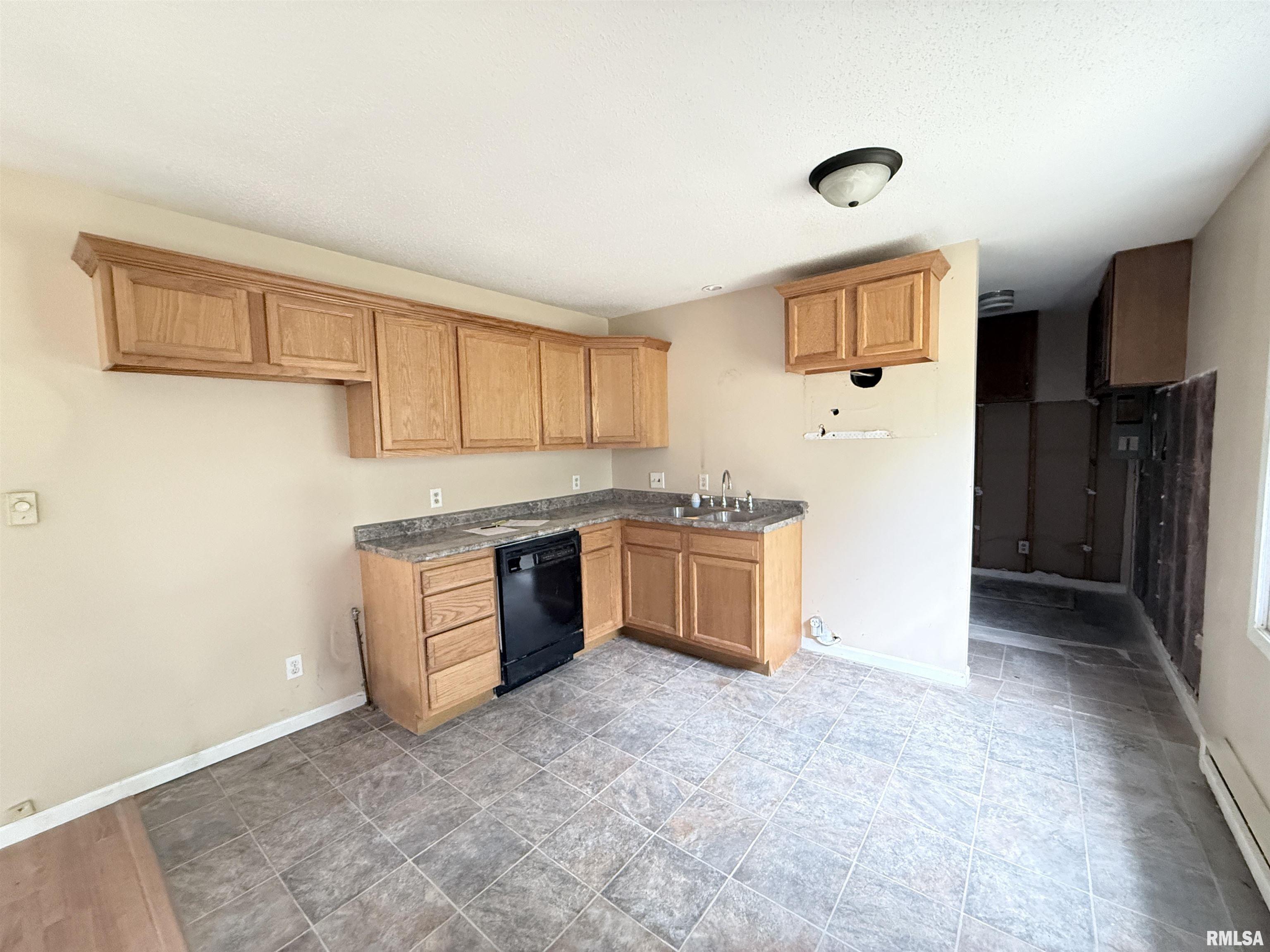 304 North Reed Station Road De Soto, IL 62924 - Photo 16 of 21 Gallery Image 16