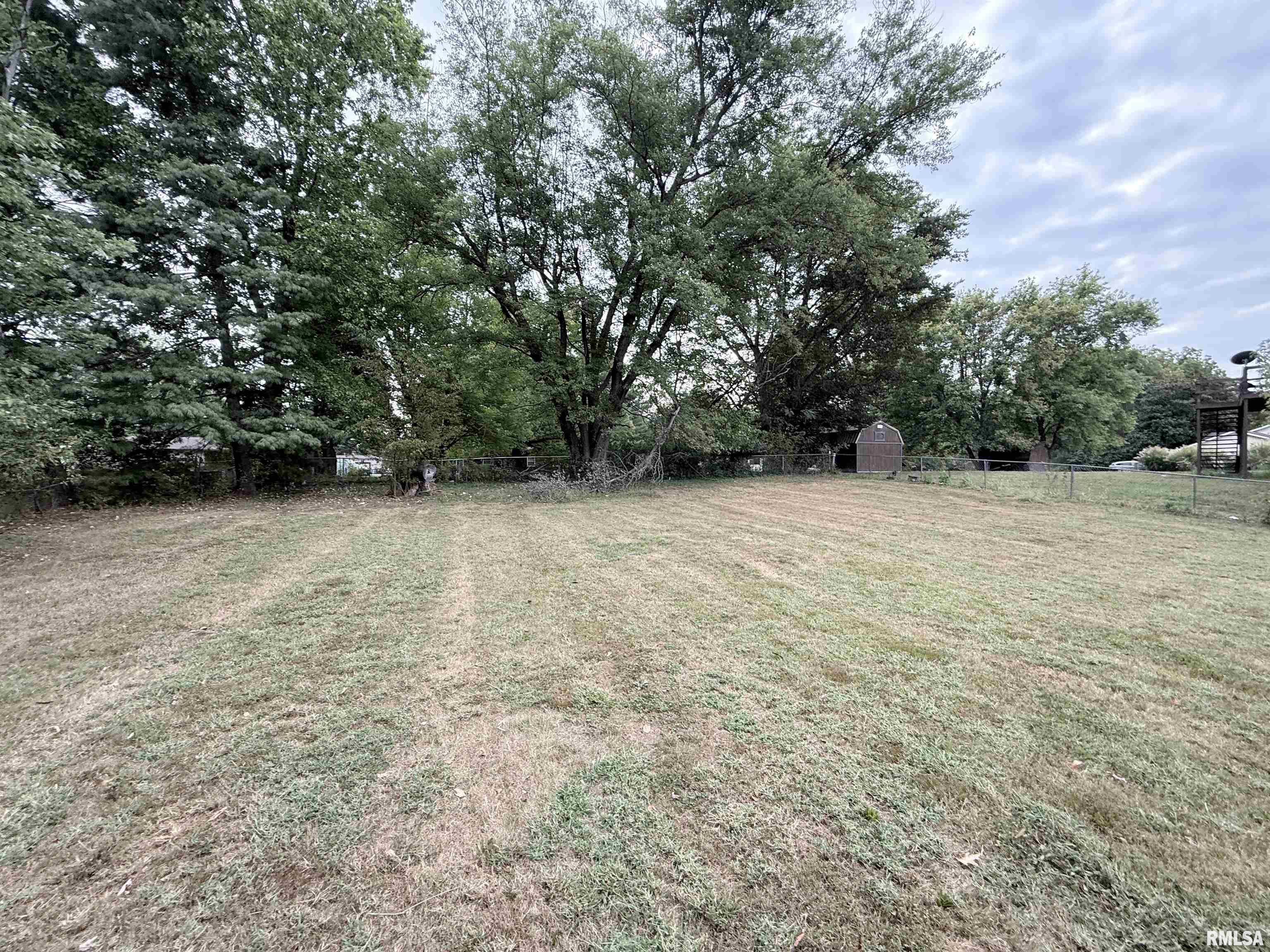 304 North Reed Station Road De Soto, IL 62924 - Photo 20 of 21 Gallery Image 20