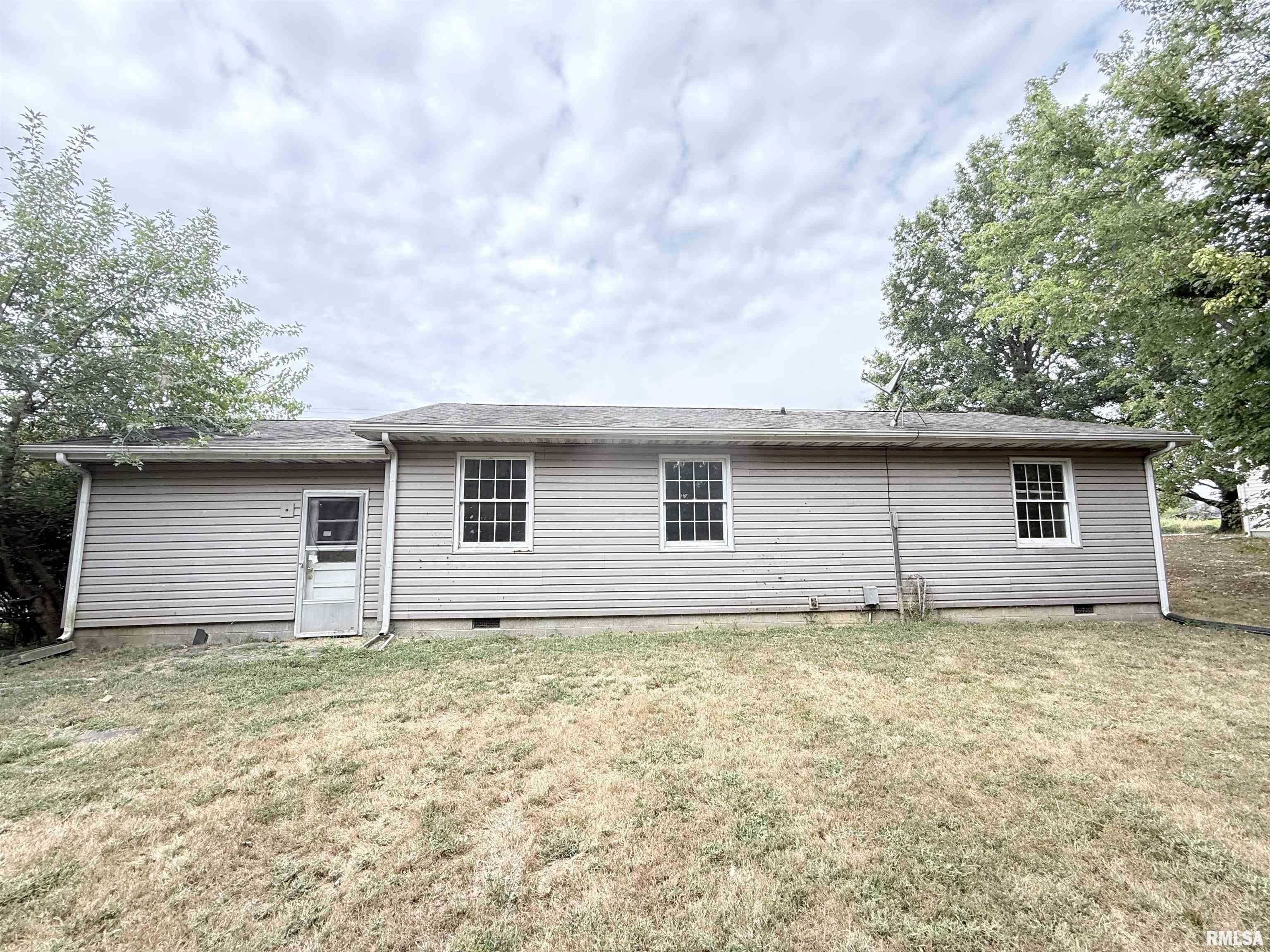 304 North Reed Station Road De Soto, IL 62924 - Photo 2 of 21 Gallery Image 2