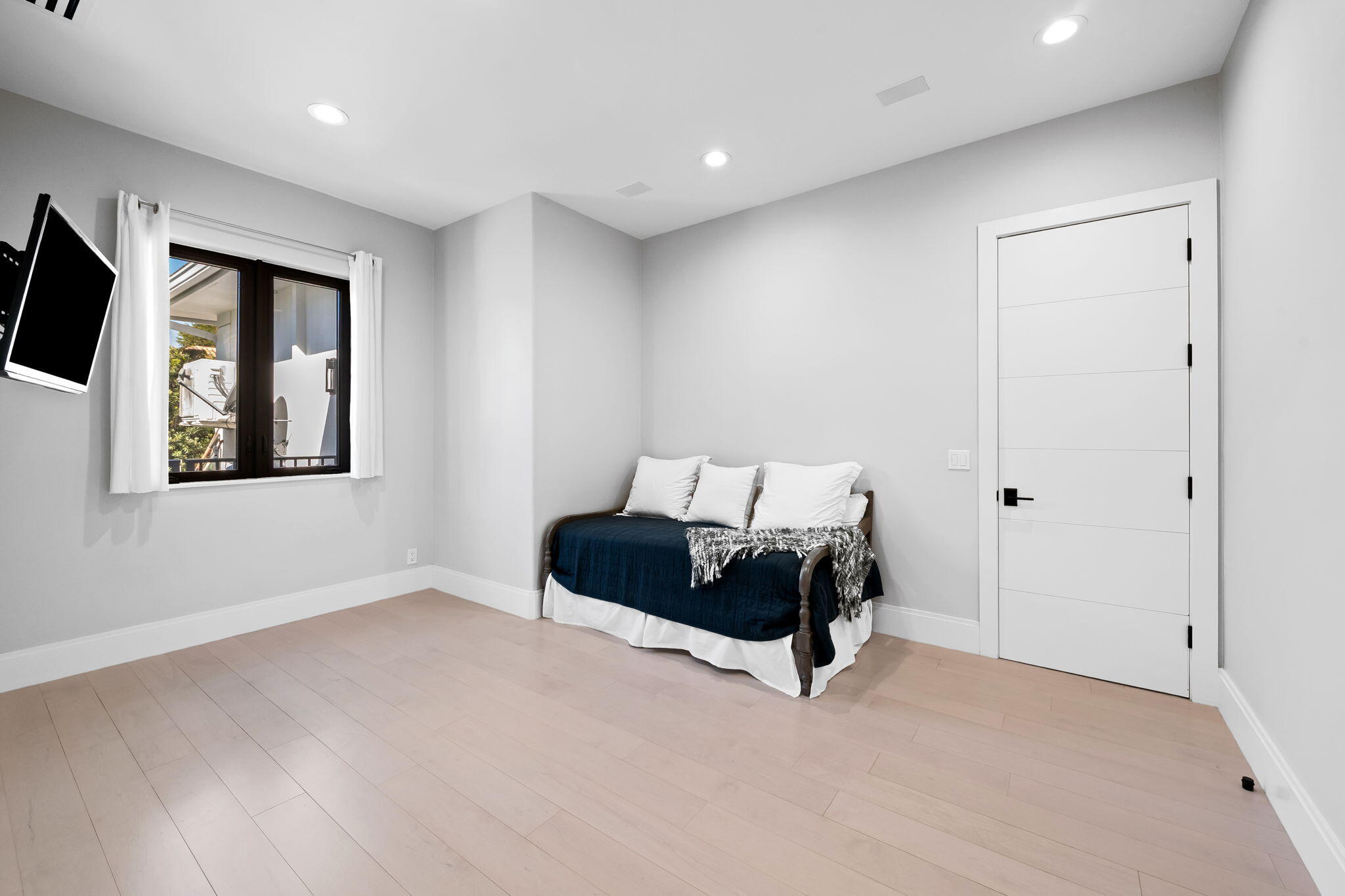 18338 Guardian Circle Boca Raton, FL 33496 - Photo 34 of 75 Kids Room/playroom