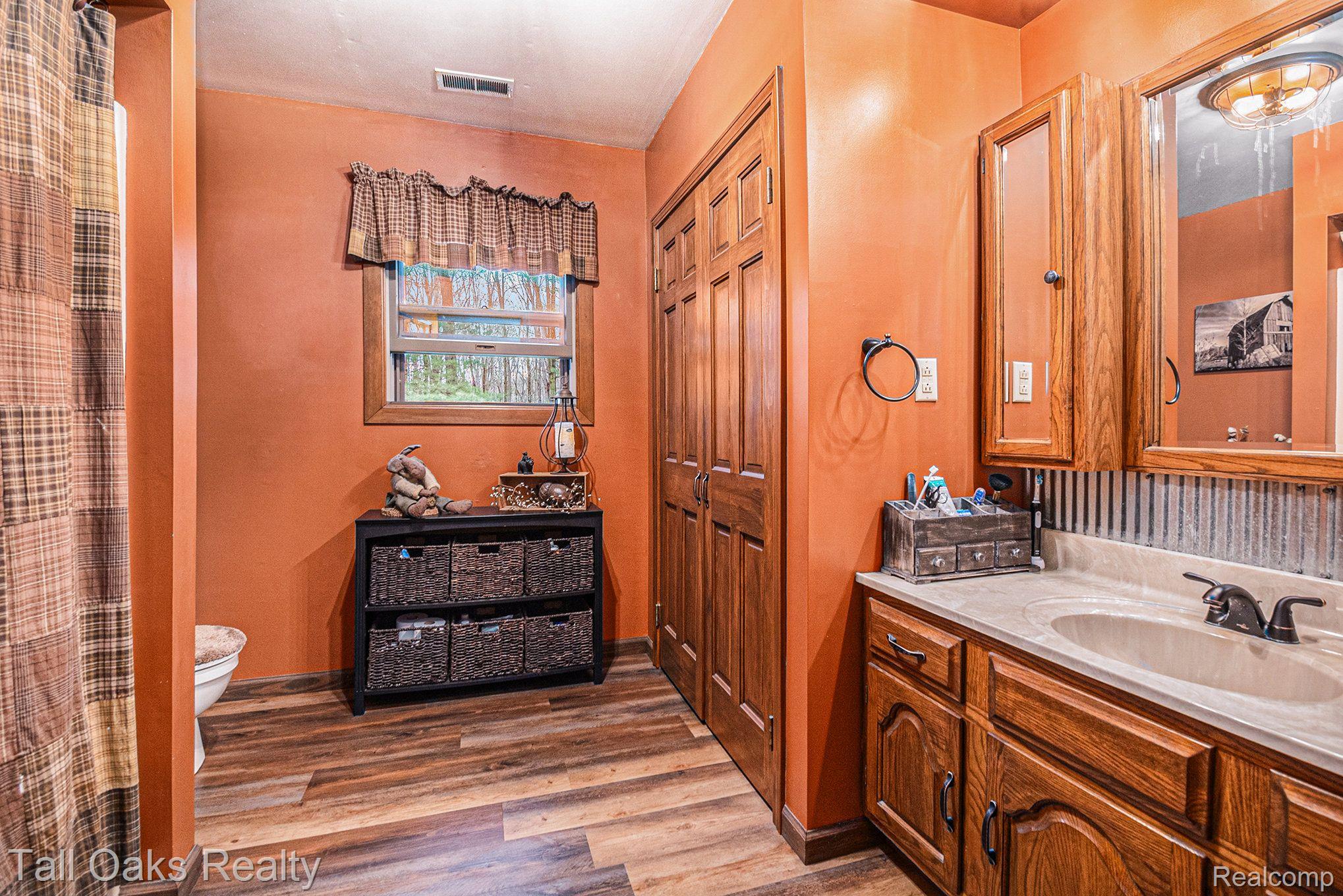 12235 Ithaca Road St. Charles, MI 48655 - Photo 18 of 25 Primary bathroom