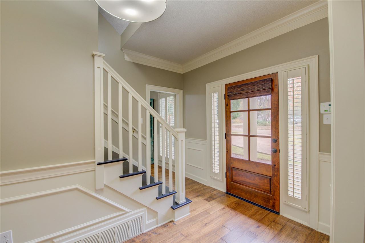 9162 Fox Ridge Road Germantown, TN 38139 - Photo 9 of 25 a view of an entryway with staircase