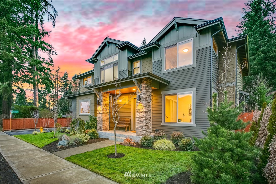 704 Pierce Avenue Northeast Renton, WA 98056 - Photo 2 of 25 Gallery Image 2