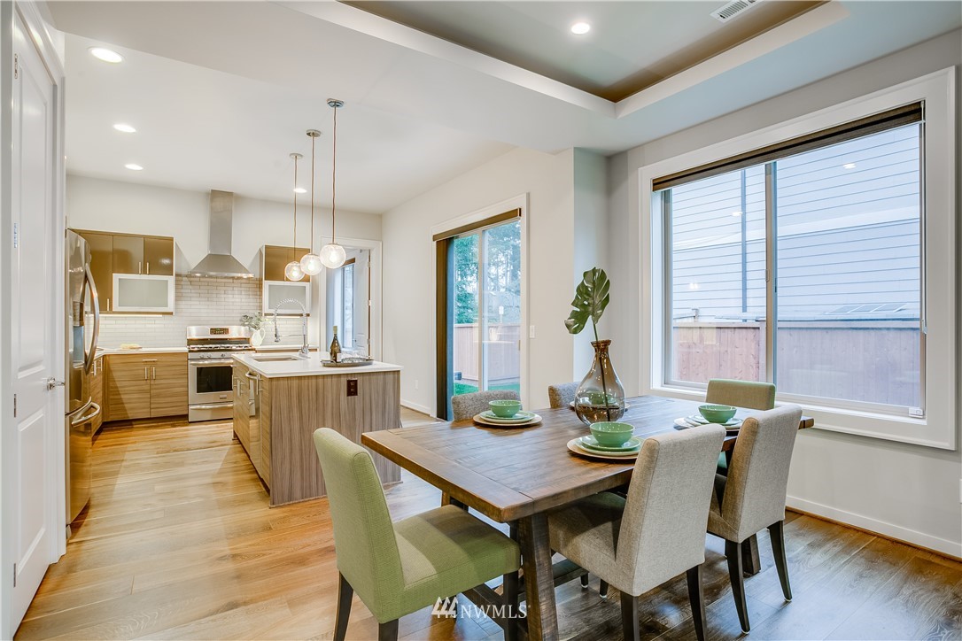 704 Pierce Avenue Northeast Renton, WA 98056 - Photo 11 of 25 Gallery Image 11