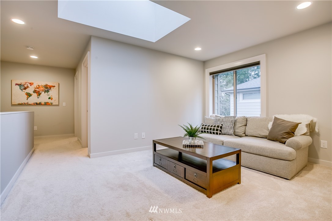 704 Pierce Avenue Northeast Renton, WA 98056 - Photo 15 of 25 Gallery Image 15