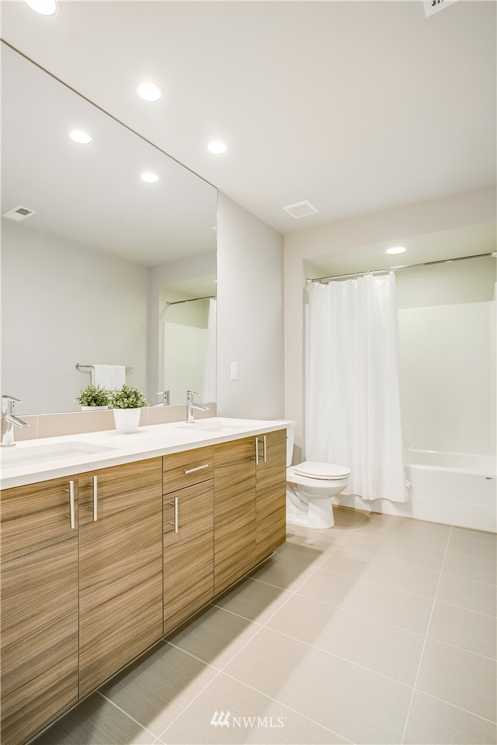 704 Pierce Avenue Northeast Renton, WA 98056 - Photo 22 of 25 Gallery Image 22