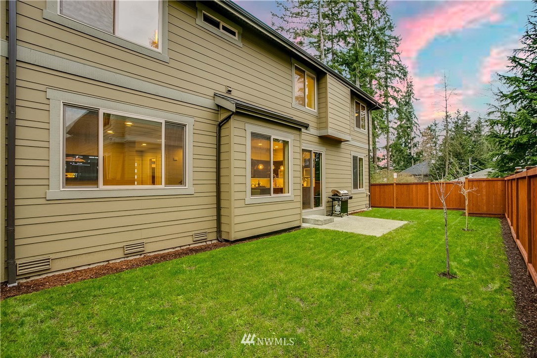 704 Pierce Avenue Northeast Renton, WA 98056 - Photo 24 of 25 Gallery Image 24