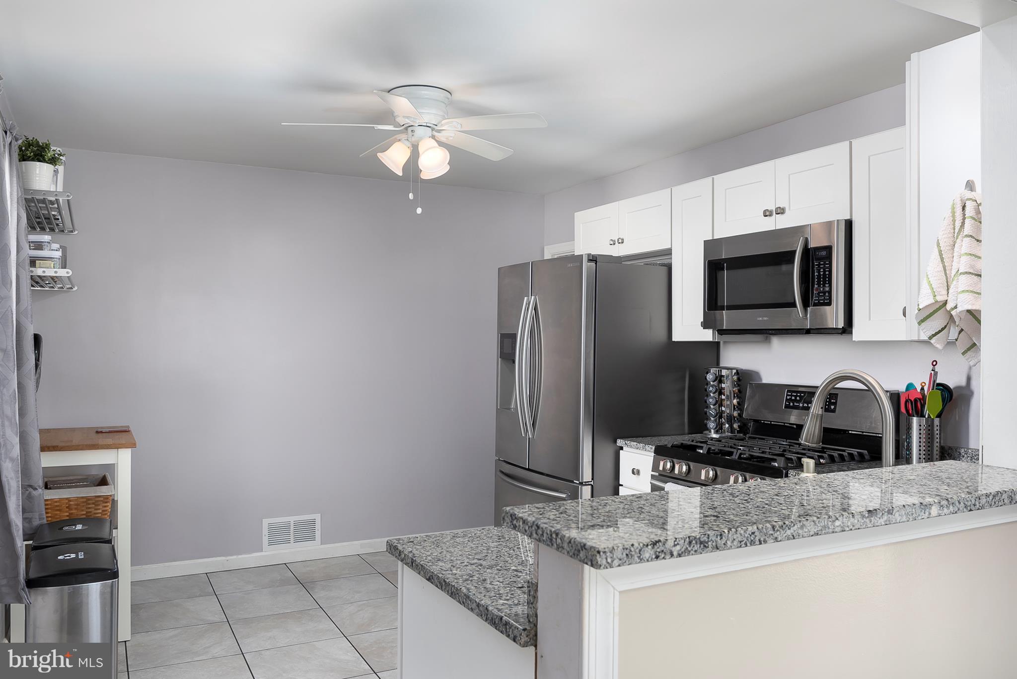 110 South Longcross Road Linthicum Heights, MD 21090 - Photo 11 of 31 Upgraded Gourmet Kitchen