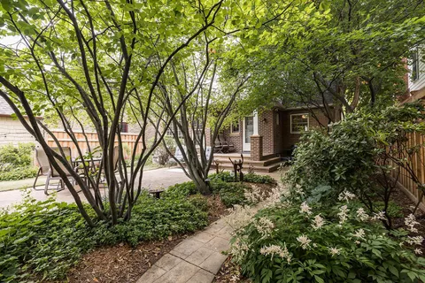 $725,000 | 1843 West Highland Parkway, St. Paul, MN 55116
