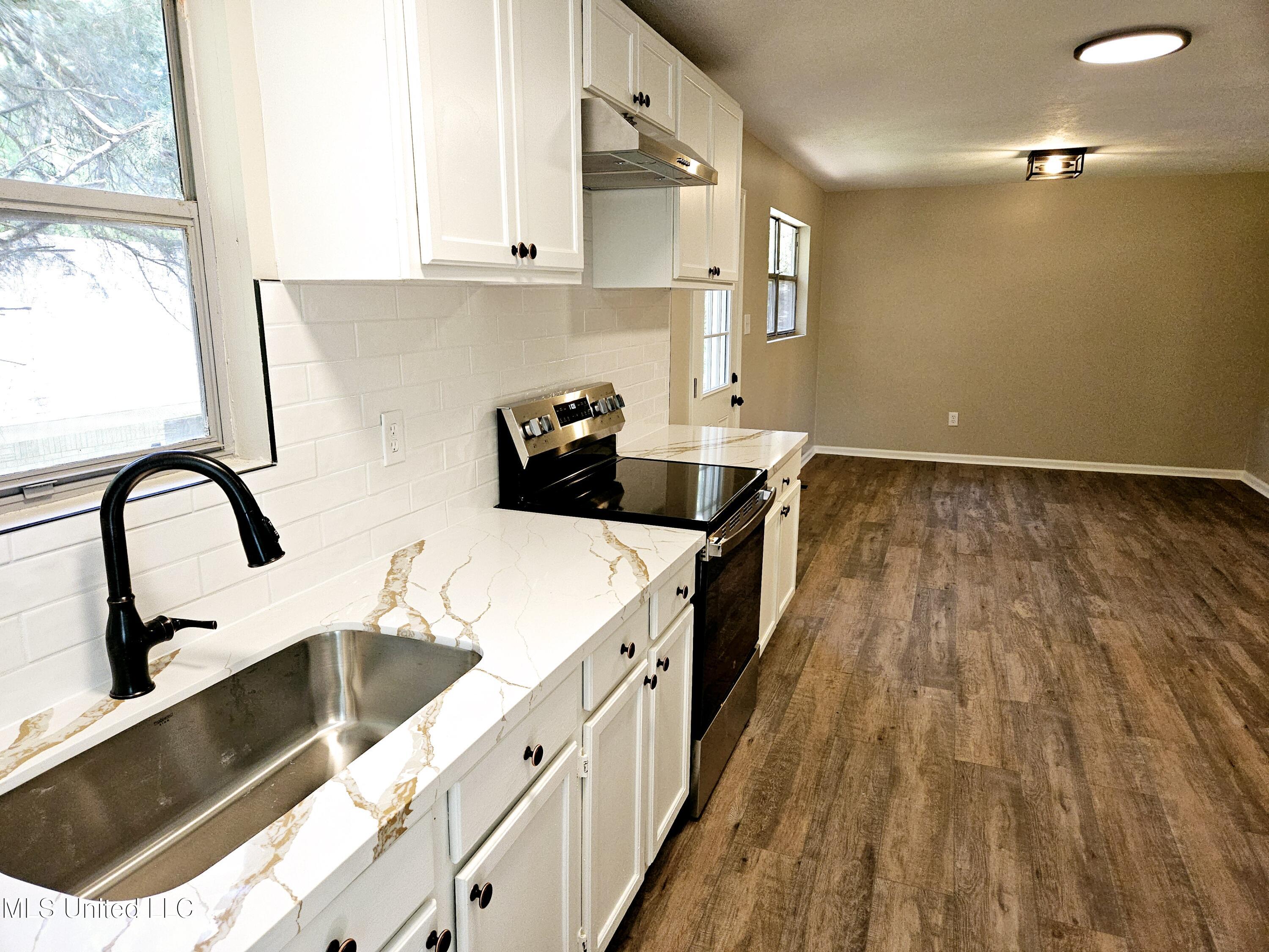 3925 Harold Drive Jackson, MS 39212 - Photo 5 of 14 20250410_131345