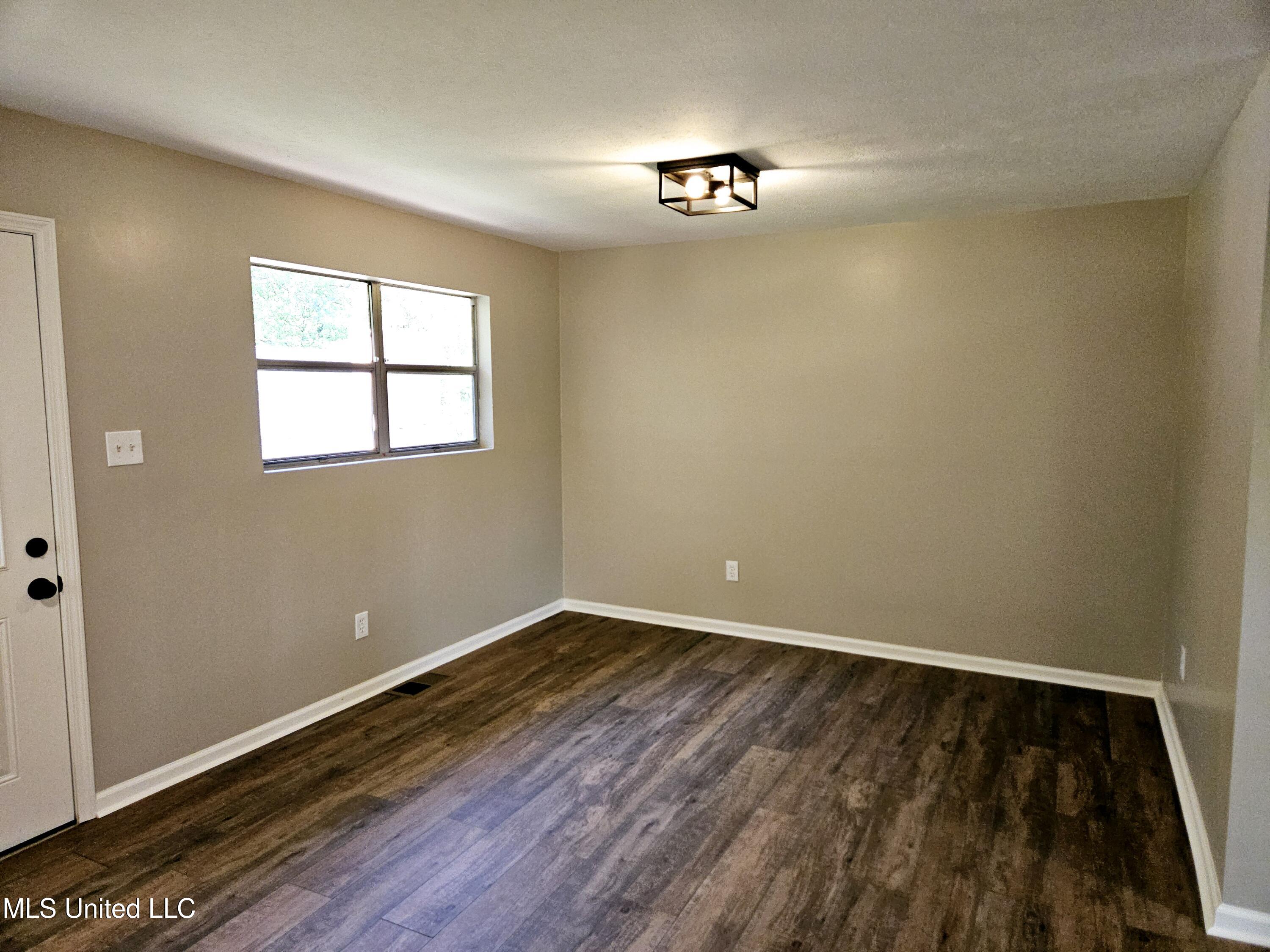 3925 Harold Drive Jackson, MS 39212 - Photo 7 of 14 20250410_131440