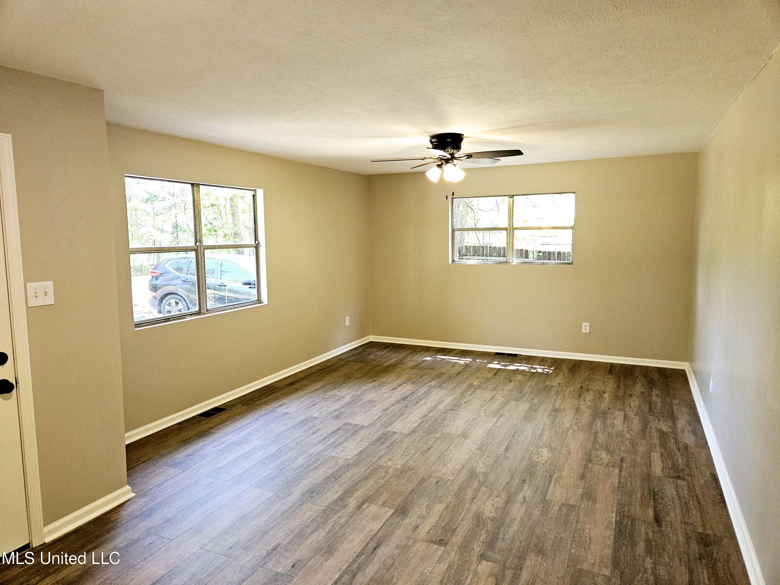 3925 Harold Drive Jackson, MS 39212 - Photo 8 of 14 20250410_131452