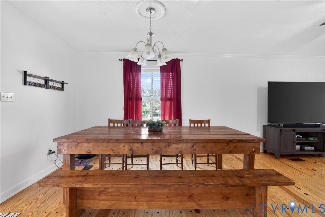 297 Deer Run Road Blackstone, VA 23824 - Photo 7 of 38