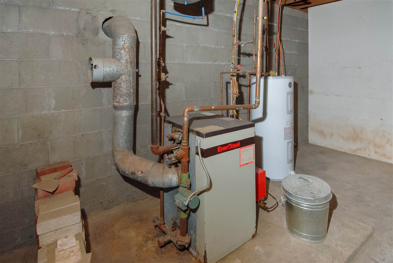 485 Chandler Road Hartford, VT 05001 - Photo 18 of 19 Gallery Image 18