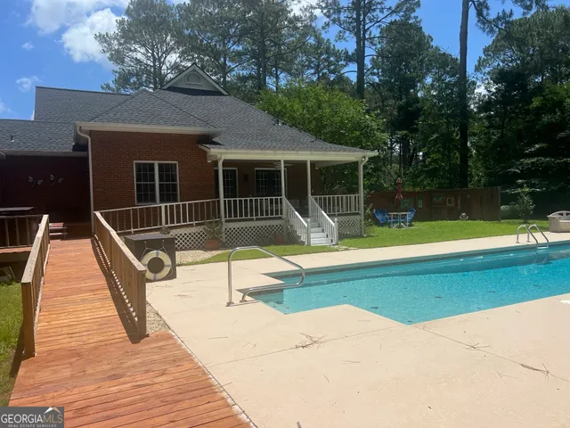 $475,500 | 135 Southlake Drive, Moultrie, GA 31768
