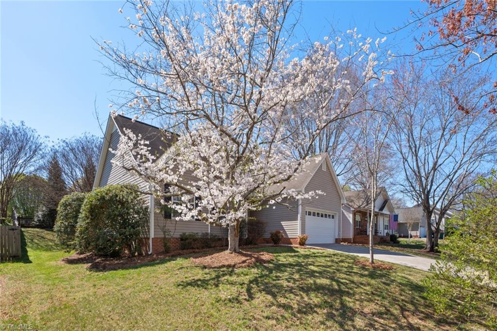 1784 Spring Path Trail Clemmons, NC 27012 - Photo 4 of 35