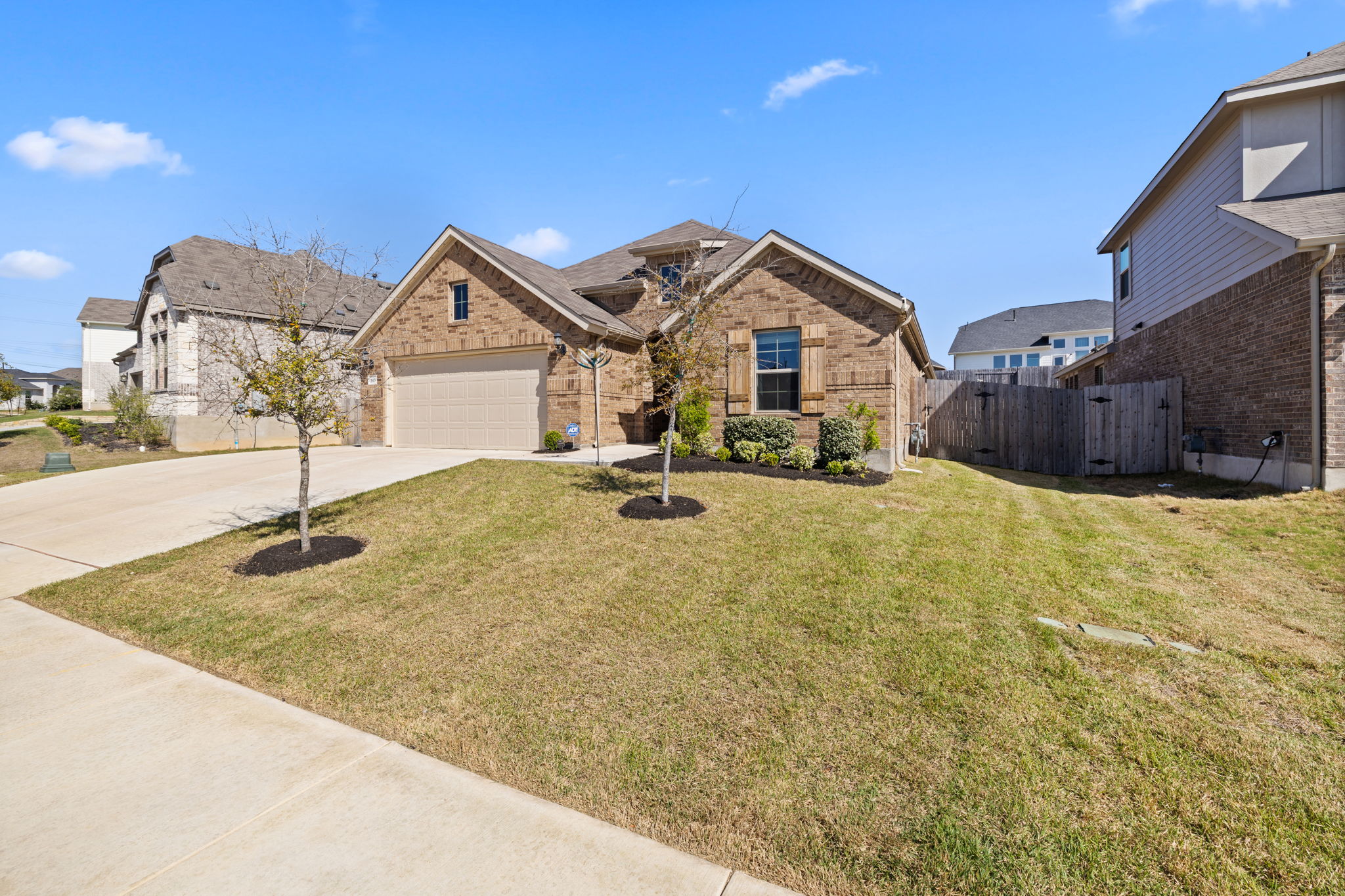 613 Sugar Cane Buda, TX 78610 - Photo 30 of 37