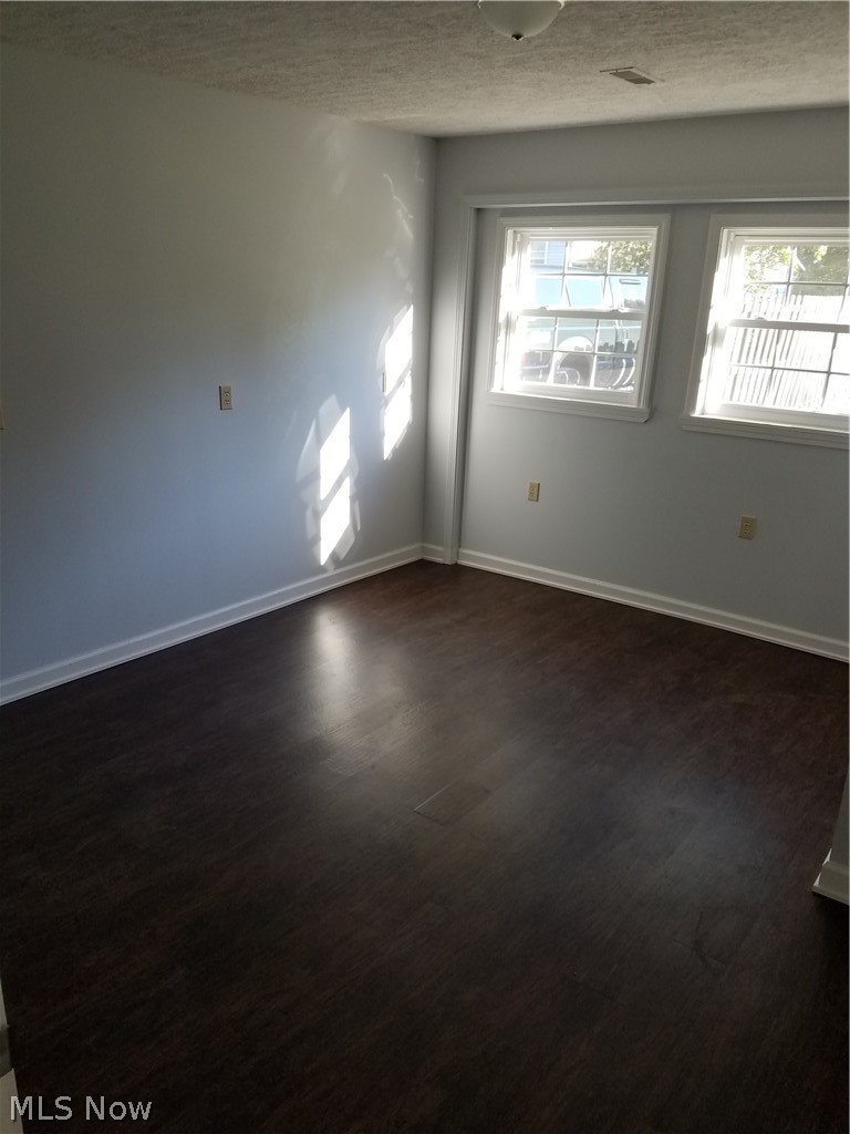 2159 Meloy Road Kent, OH 44240 - Photo 23 of 33 Plenty of room in the bedroom of the suite.