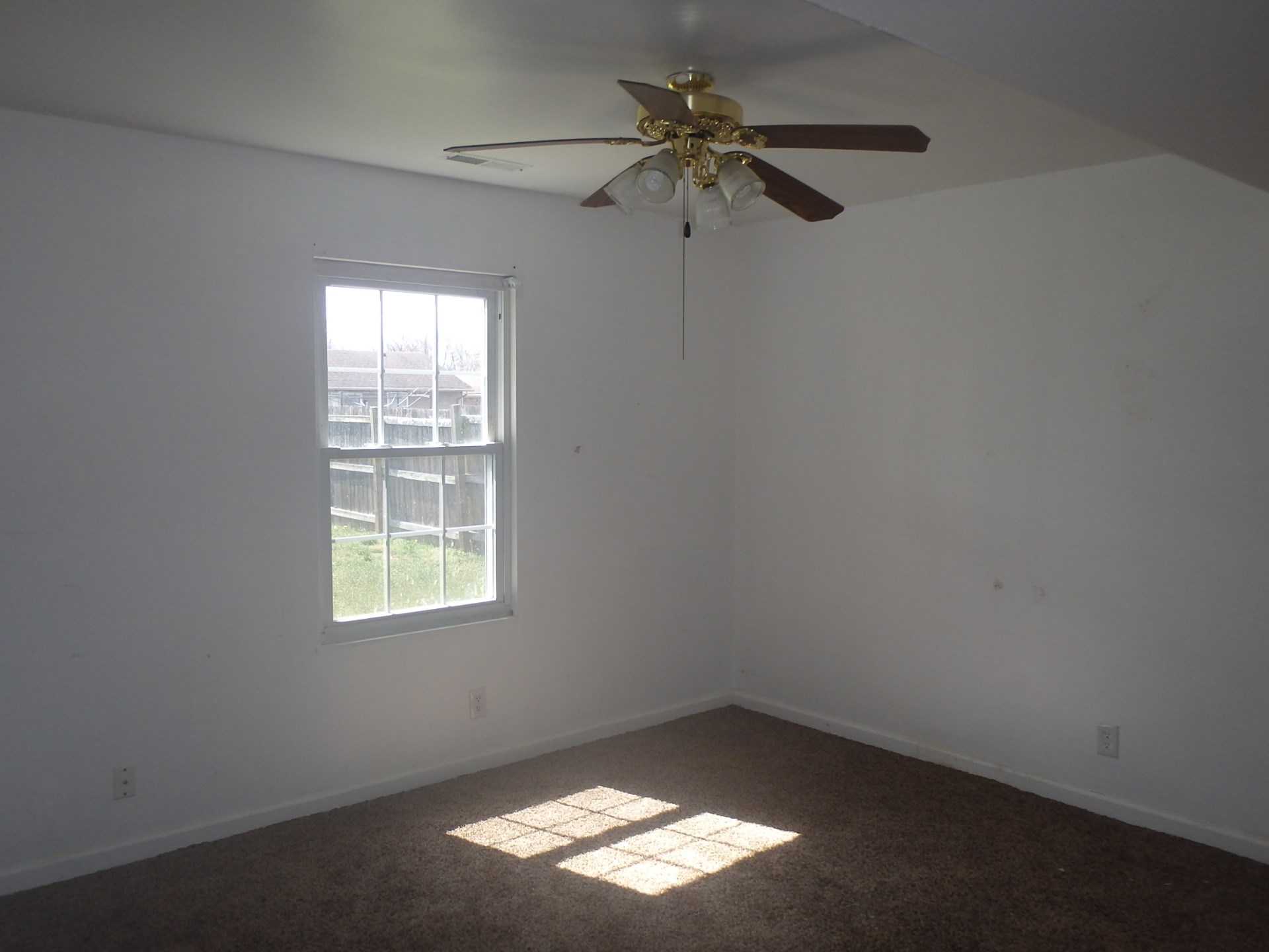 4113 Spring Valley Road Evansville, IN 47715 - Photo 5 of 16