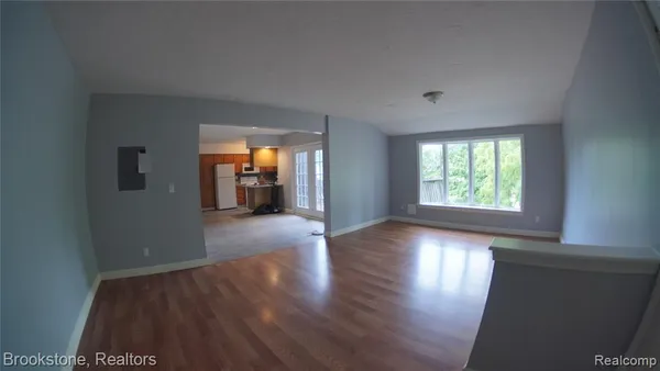 $157,000 | 510 Pleasant Street, Unit 4, Charlotte, MI 48813